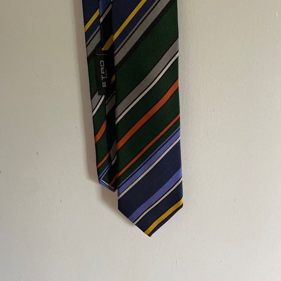 Tie - Picture 1 of 5
